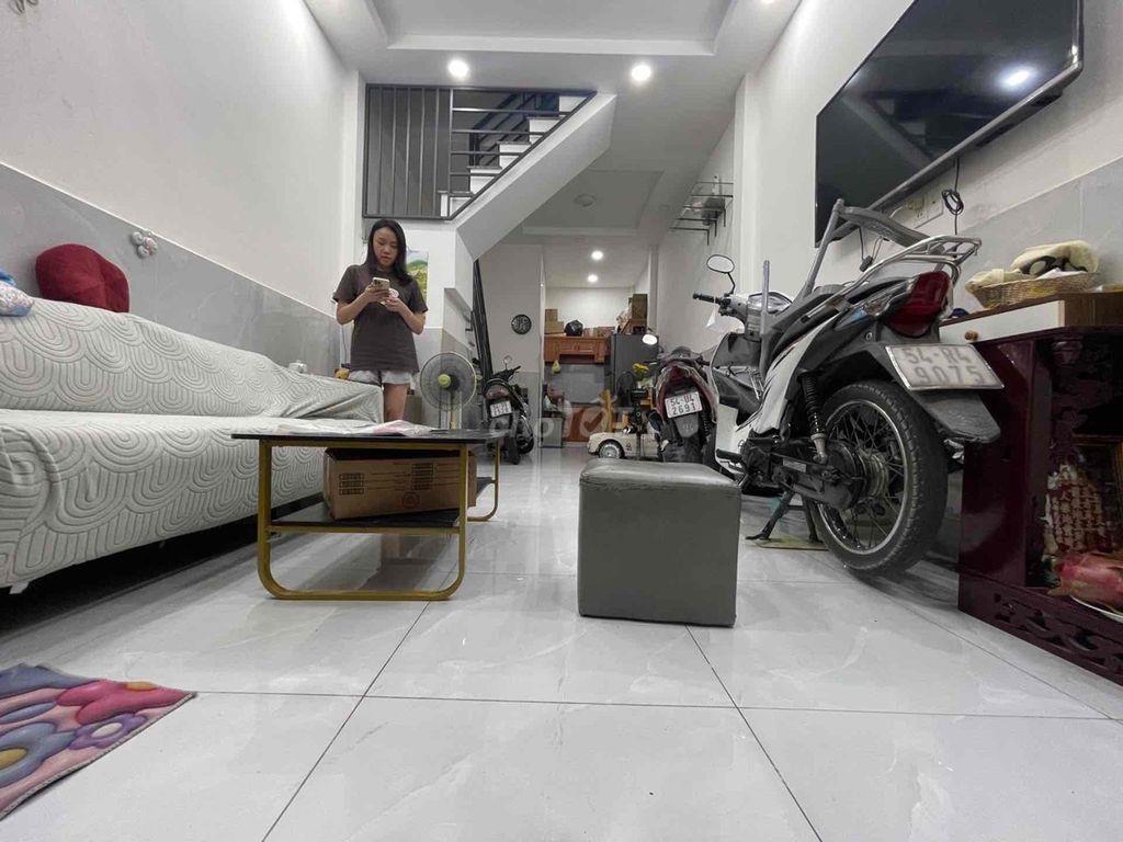 Bán nhà Lê Đức Thọ, 45m2, 2 Tầng, 2 PN,cách hẻm ÔTÔ 80m,SH Riêng, TL