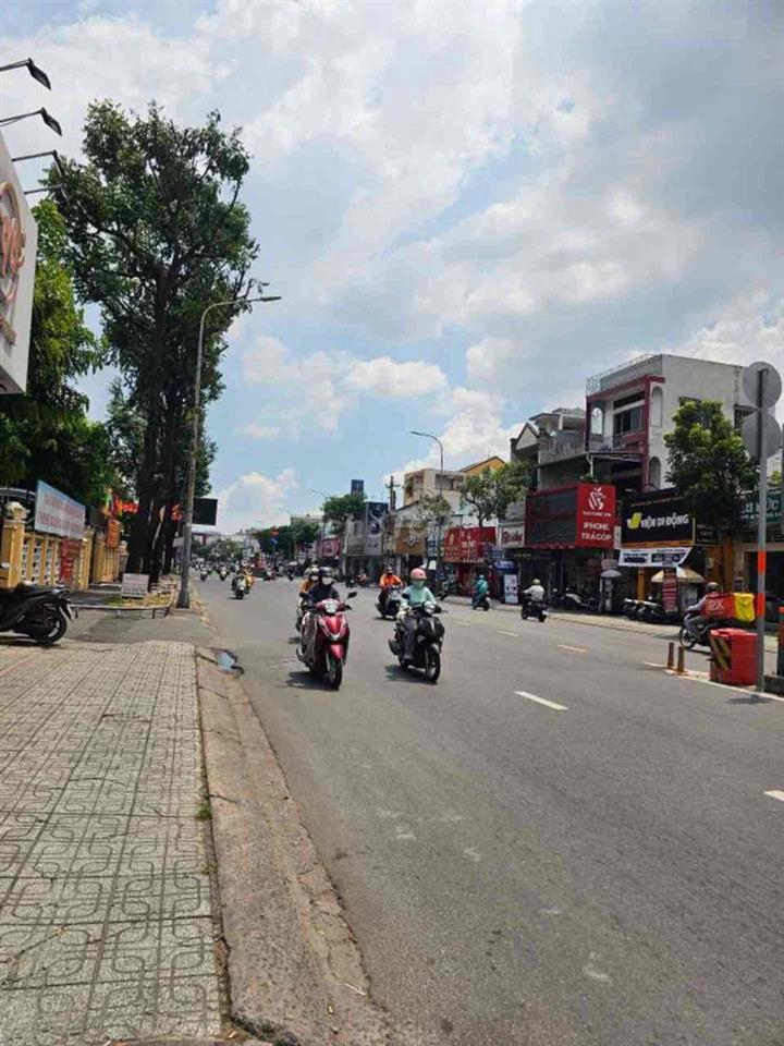 🔥Quang Trung, 40m2, 2 Tầng, 2PN, đối điện Vincom,SH Riêng, nhà mới, TL
