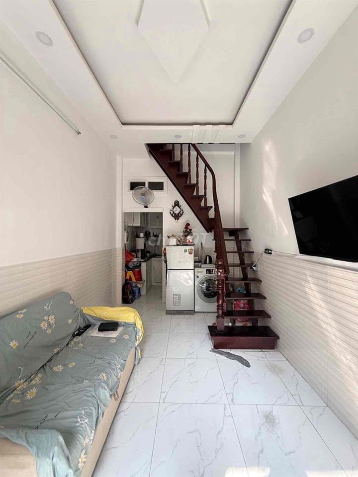 🏡, Quang Trung,20m2, 2 Tầng, 2 PN,vài bước chân ra Vincom,SH Riêng, TL