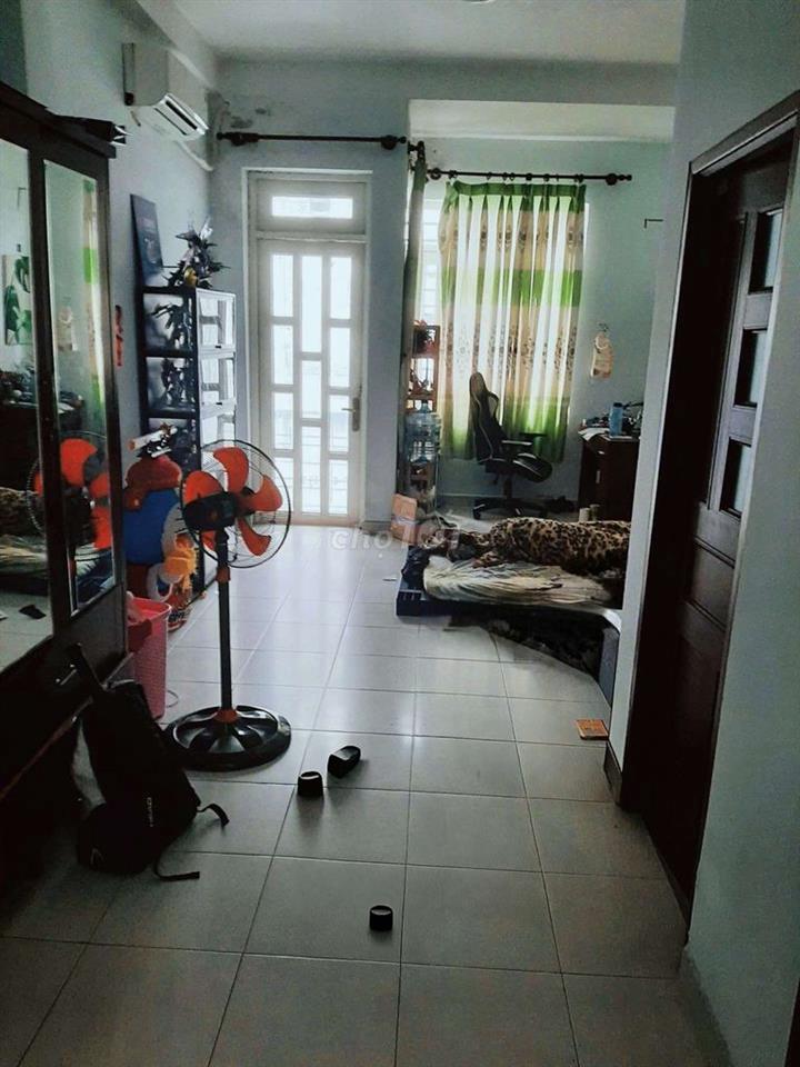 BÁN Nhà nở hậu  diện tích lớn 84m , 7PN , võ duy ninh giáp quận 1,