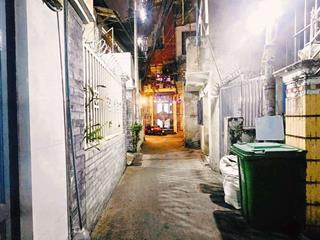 BÁN Nhà nở hậu  diện tích lớn 84m , 7PN , võ duy ninh giáp quận 1,