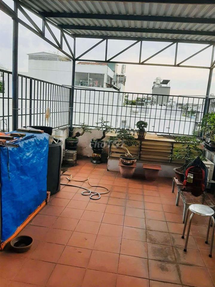 BÁN Nhà nở hậu  diện tích lớn 84m , 7PN , võ duy ninh giáp quận 1,