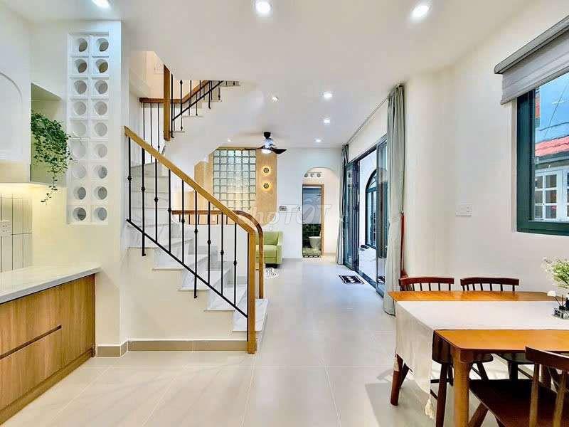 bán nhà Bình Thạnh nhỉnh 5 tỷ 75 hữu duyên bớt lộc thêm, 4PN,3WC.