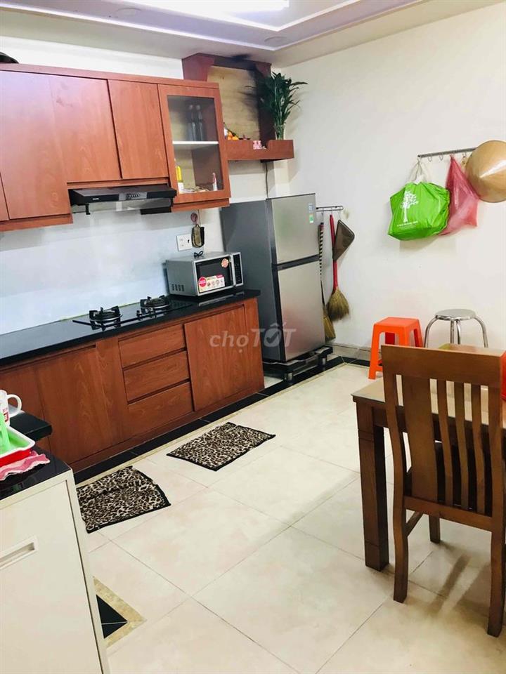 Nhà Hẽm Xe Hơi 4,2m x 13m gồm 3Lầu S.T 6phòng Đường Trần Bình Trọng