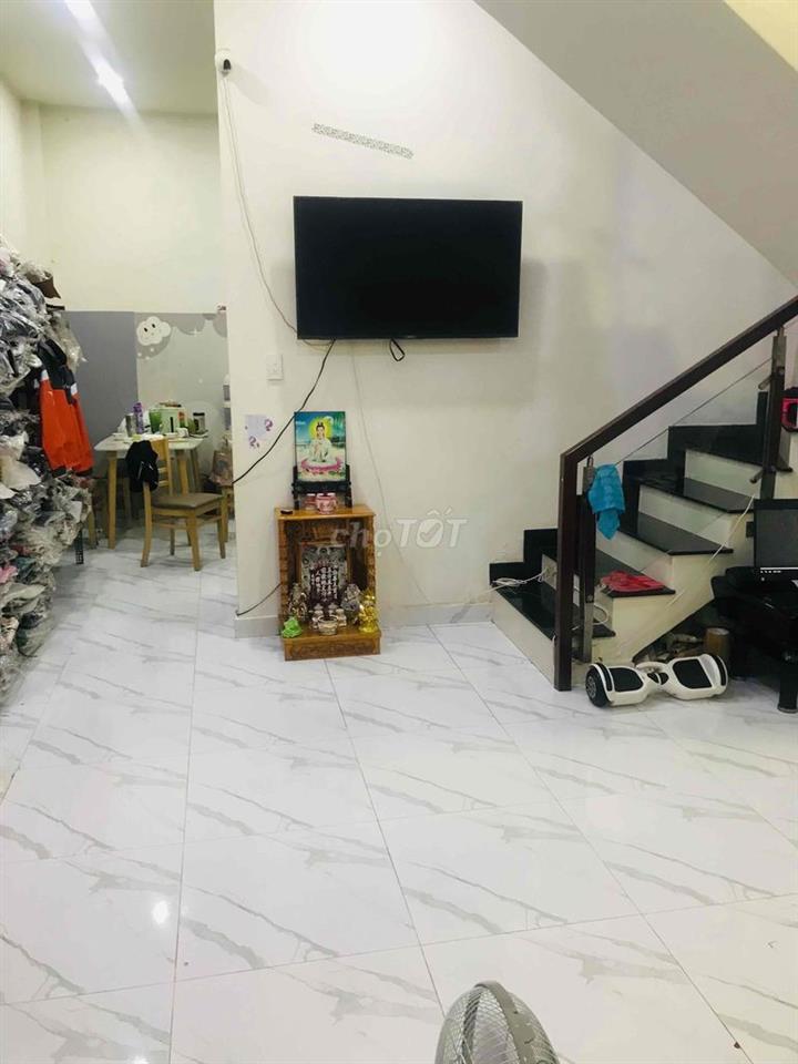 nhà 5m x 11m Sổ Hồng Vuông Vắn CN: 55m2 Đường Hoàng Hoa Thám