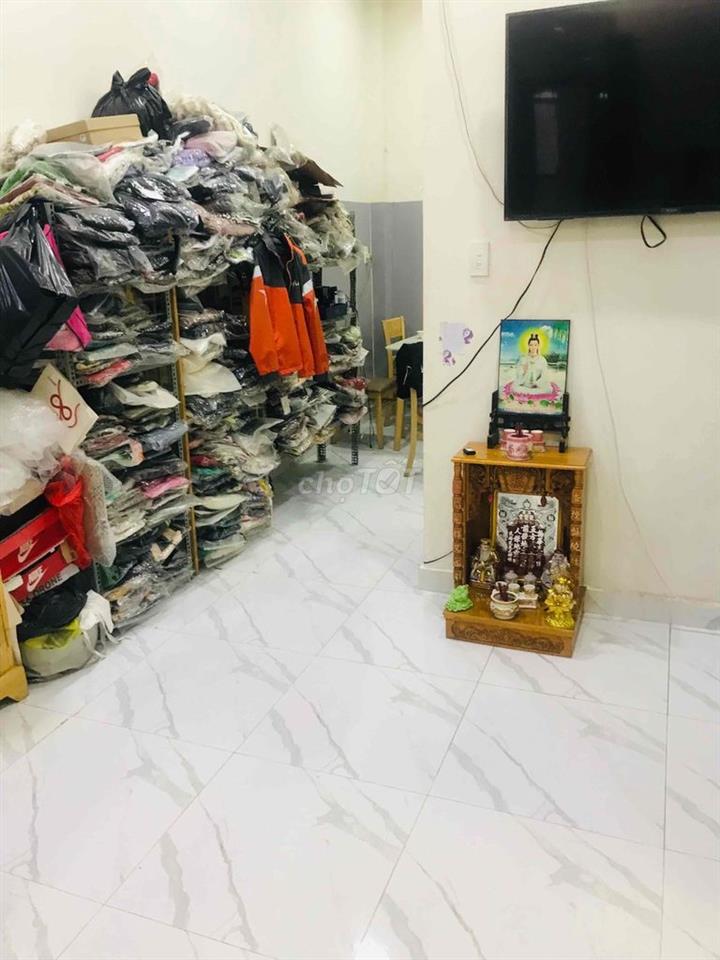 nhà 5m x 11m Sổ Hồng Vuông Vắn CN: 55m2 Đường Hoàng Hoa Thám