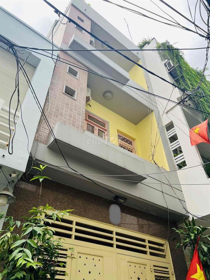 Hẽm Xe Hơi 8m Đuờng/ Đoàn Thị Điểm 4m x 13m Gồm 3Lầu Sân Thuợng