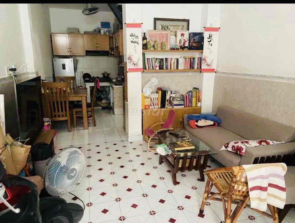 Nhà 35m2 DT: 3,5m x 10m gồm 1Trệt 1Lầu Đuờng Nơ Trang Long
