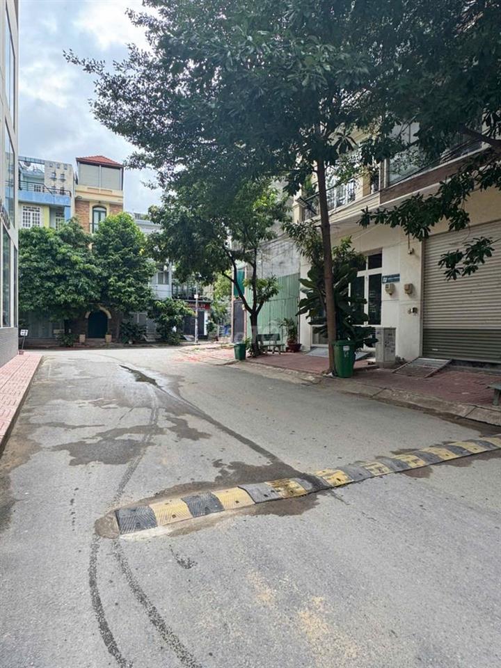 Giảm Mạnh! Siêu Vị Trí Đặng Thùy Trâm 5x18m 4 Tầng Gần Rạch Xuyên Tâm