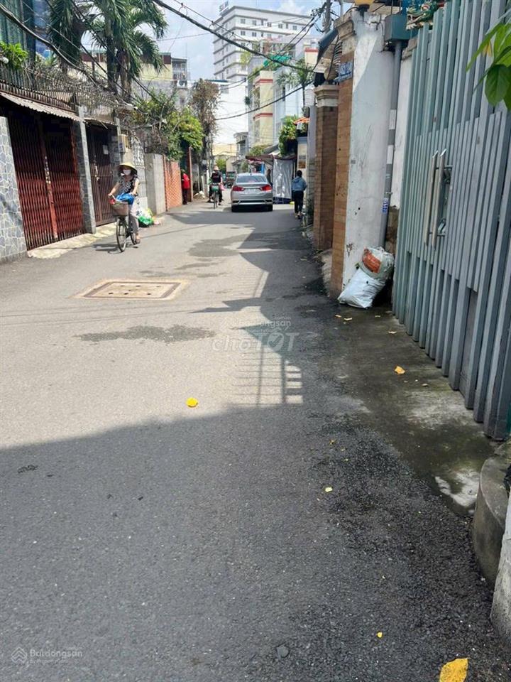 Ngang 7.5m! Bán nhà Lê Quang Định -Nguyễn Văn Đậu HXH ô tô đậu nhà