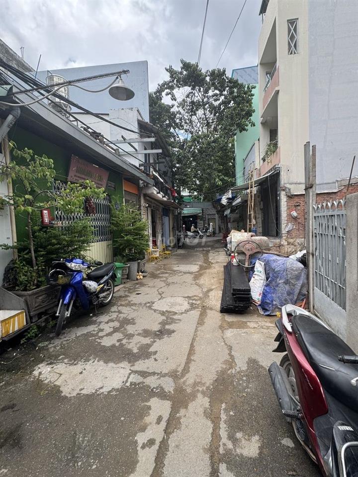 Bán nhà ĐH Hutech Xô Viết Nghệ Tĩnh 6x20 Sẵn 2 Lầu HXH Sát Mặt Tiền