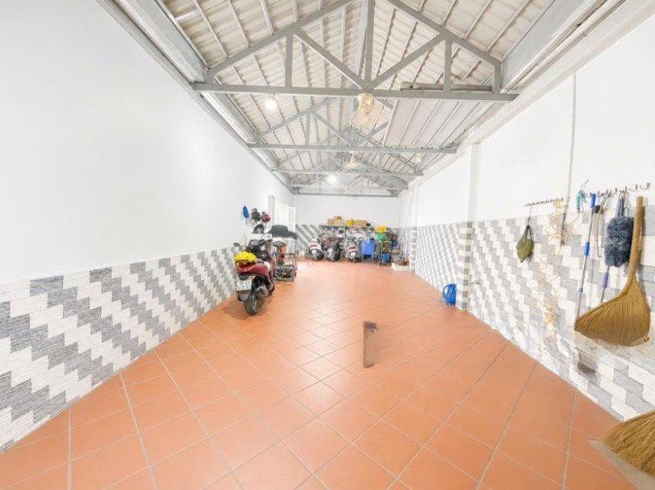 Hàng hiếm !Lô góc 2 mặt tiền 61m² Bùi Đình Túy Đường 8m ngay công viên