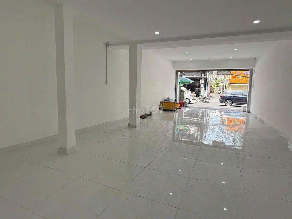 Mặt Tiền Lê Quang Định Ngang 4.5mx25m Có 2 Phòng Ngủ Cho LÀm Quán Ăn
