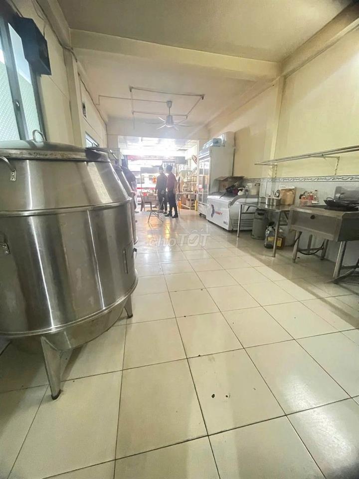 góc 2 Mặt Tiền Thích Quáng Đức 150m2 Có 1 Lầu Cho làm quán ăn 23Tr