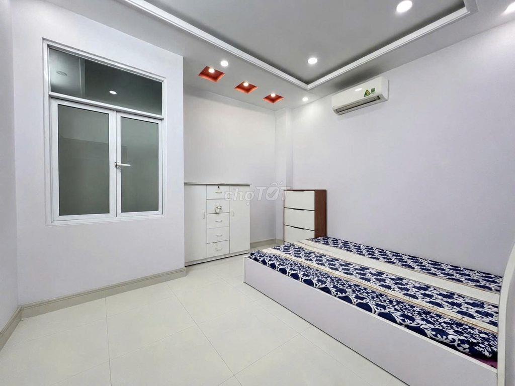 Bán gấp nhà Phan Chu Trinh – Bình Thạnh – 50m² – 5 tầng – Ô tô vào nhà