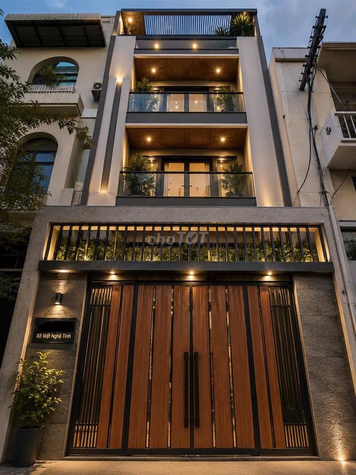 Bán gấp nhà Kế Đại học Ngoại Thương – 42m² – 5 tầng – Thang máy
