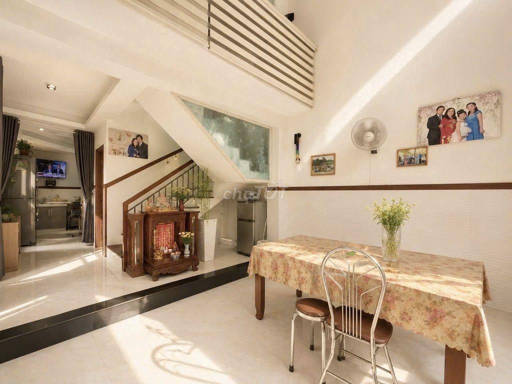 Nhà đẹp Lê Quang Định Gò Vấp – 5 tầng, 5 phòng – hẻm ô tô 10m – 70m²