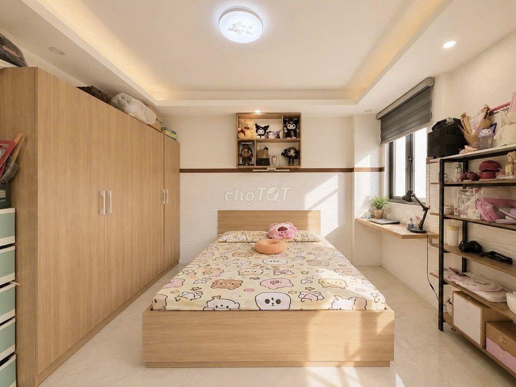 Nhà đẹp Lê Quang Định Gò Vấp – 5 tầng, 5 phòng – hẻm ô tô 10m – 70m²