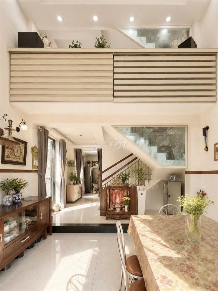 Nhà đẹp Lê Quang Định Gò Vấp – 5 tầng, 5 phòng – hẻm ô tô 10m – 70m²