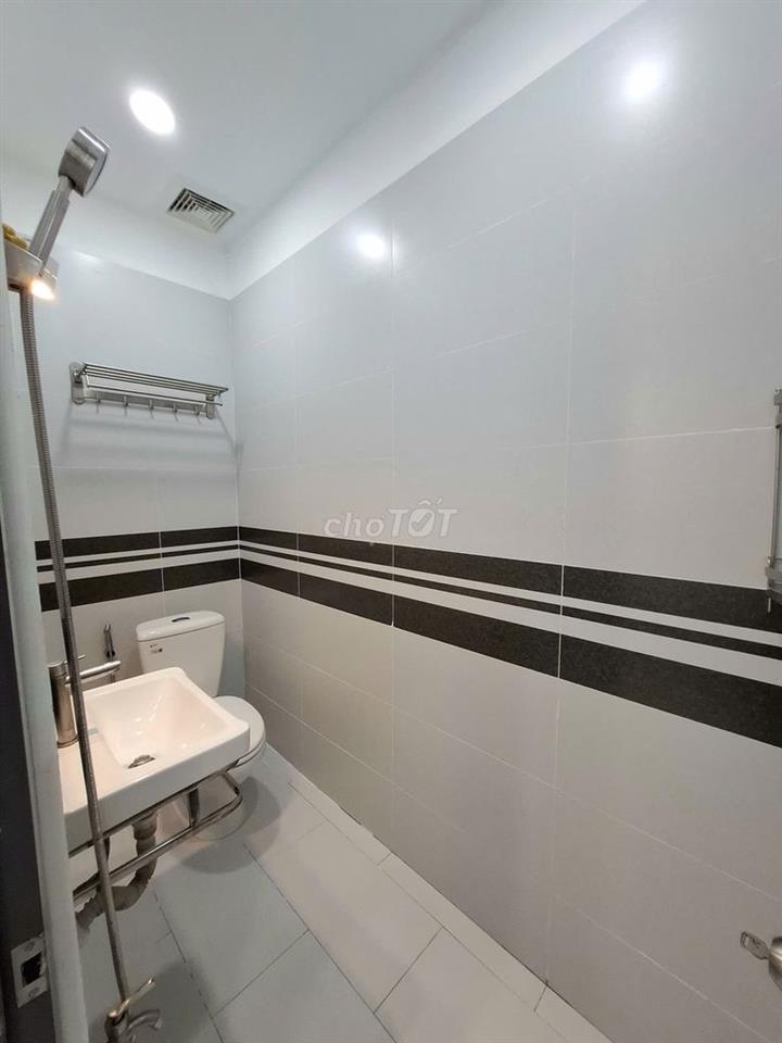 Bán gấp nhà Huỳnh Văn Bánh – Phú Nhuận – 45m² – 2 tầng – Hẻm ô tô 