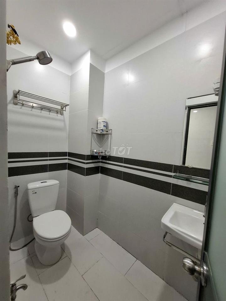 Bán gấp nhà Huỳnh Văn Bánh – Phú Nhuận – 45m² – 2 tầng – Hẻm ô tô 