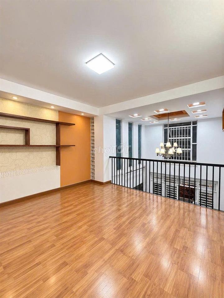 Bán nhà Thích Quảng Đức – Phú Nhuận – 69m² – hẻm ô tô tận cửa