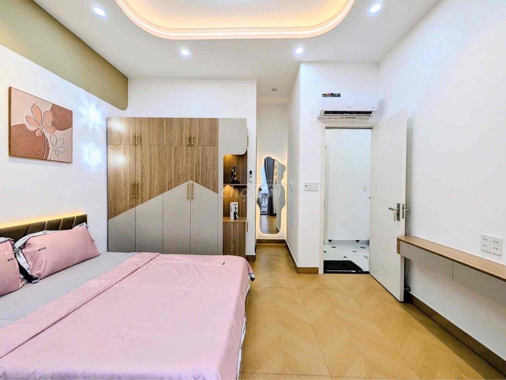 nhà mgang 5 m - hẻm ô tô - 2 mặt tiền-bình thạnh