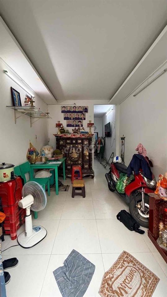 nhà gần phan xích long 43m2 c2 tầng ntct