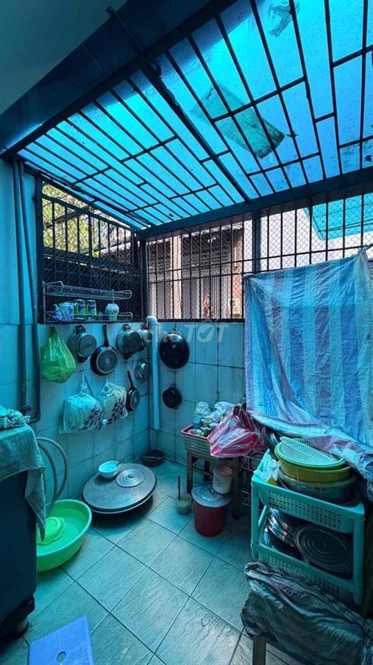 nhà gần phan xích long 43m2 c2 tầng ntct
