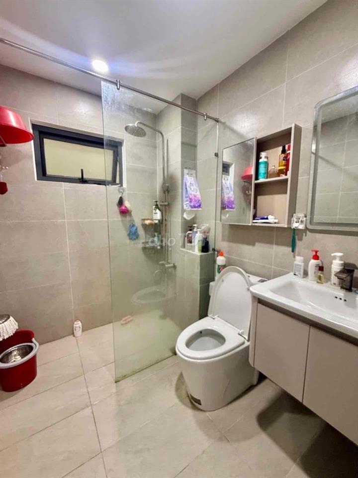 Nha phố Nguyễn kiệm 5 tầng BTCT