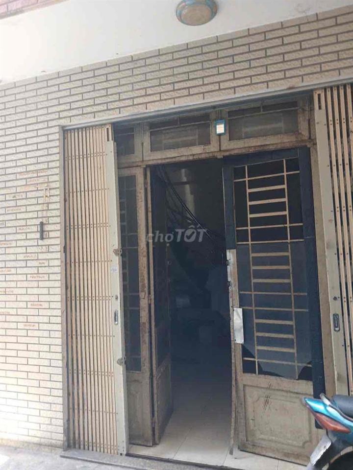 Chính chủ cần bán nhanh nhà ở Hẻm 441 ĐBP cạnh trường Hutech. Giá TL