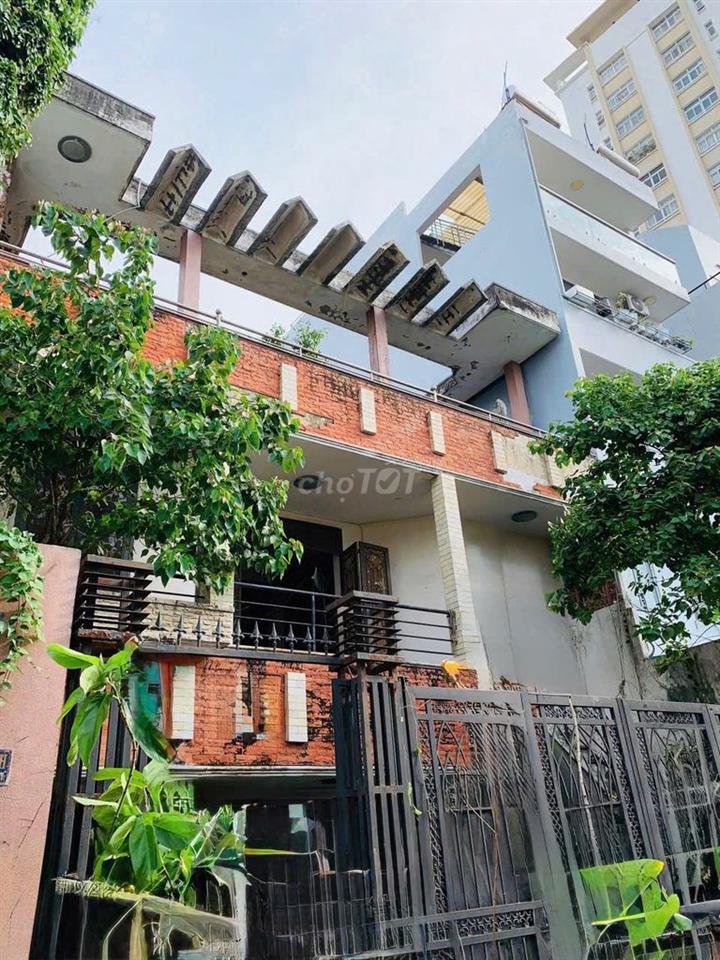 Bán nhà HXH 7m, 10x22 nở hậu, CN 221m2 phường 25 bình thạnh