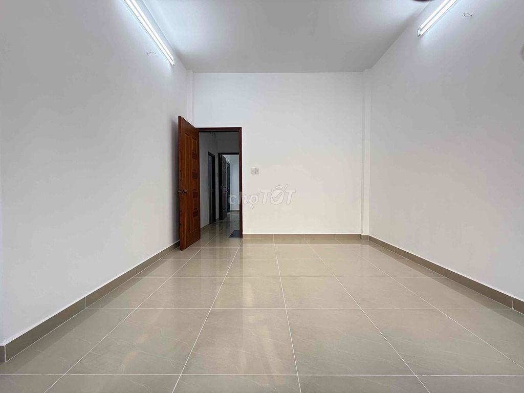 Nhà hẻm xe hơi Phan Văn Trị, 46m2 có phòng ngủ tầng trệt