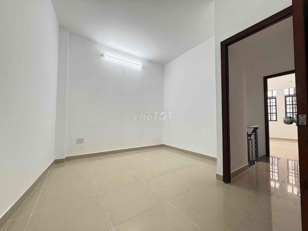 Nhà hẻm xe hơi Phan Văn Trị, 46m2 có phòng ngủ tầng trệt