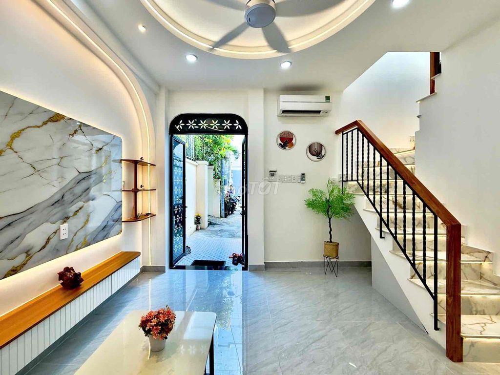 CHỈ NHỈNH 4 TỶ CÓ NGAY NHÀ TẠI PHAN VĂN TRỊ, NƠ TRANG LONG
