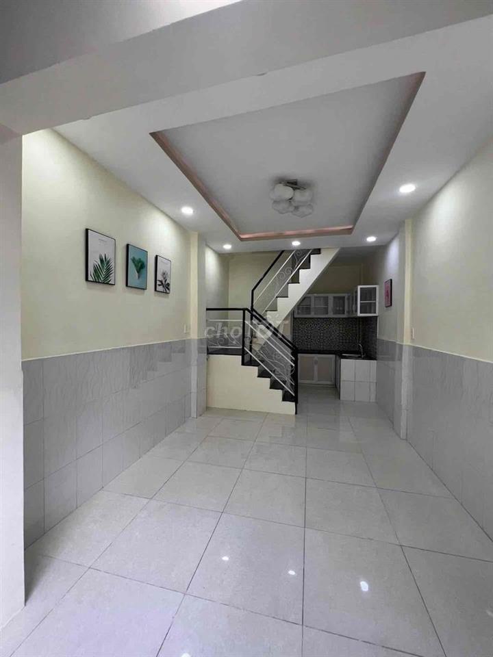 CHỈ 4,3 TỎI CÓ NGAY NHÀ HẺM XE HƠI, SÁT TRƯỜNG HỌC CÁN BỘ