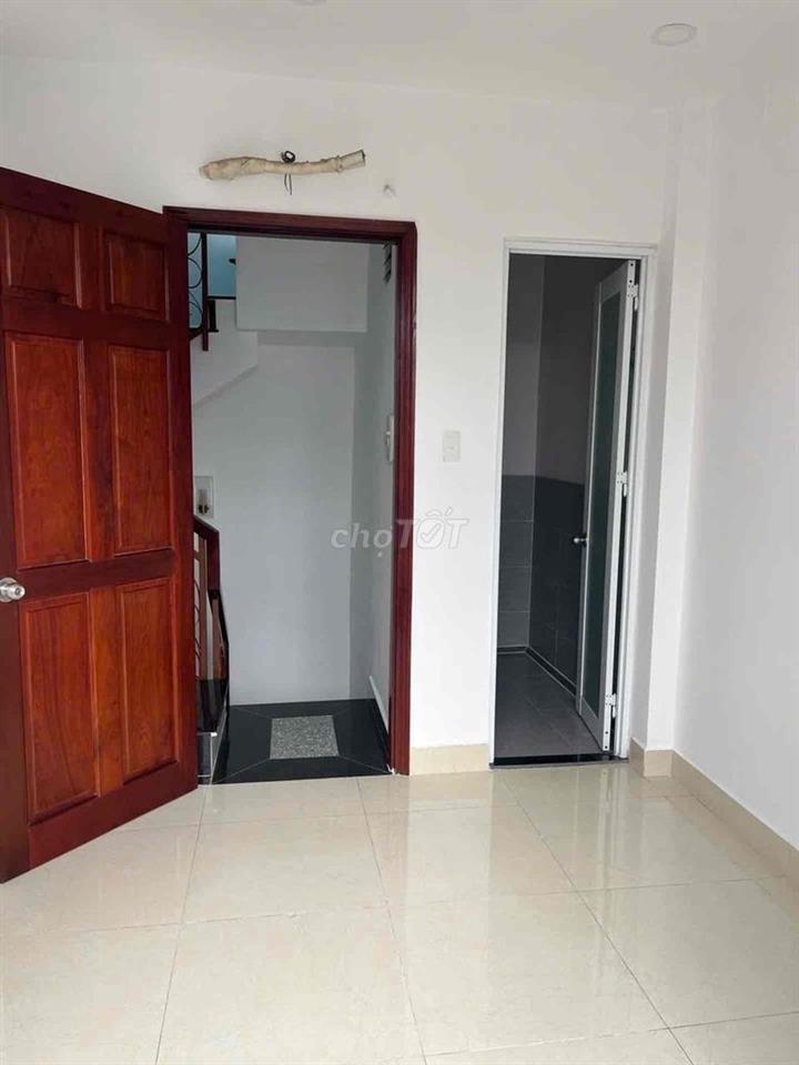 CHỈ 5.3 TỶ – SÁT HẺM Ô TÔ