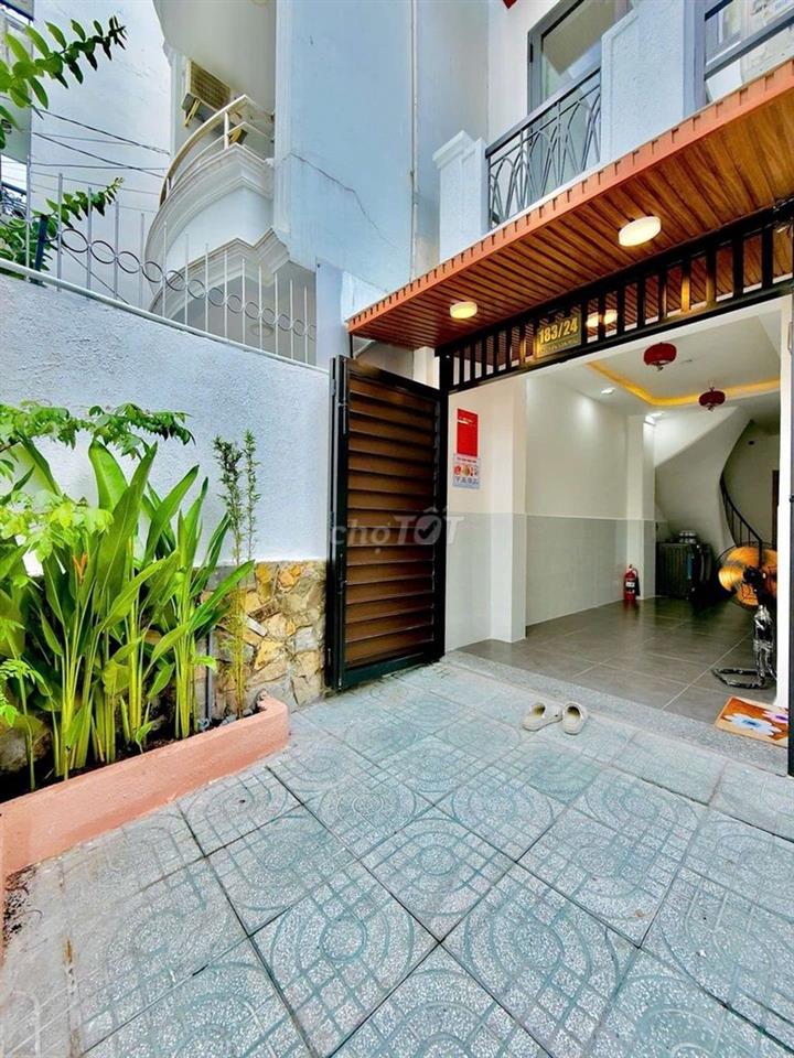 CHDV - NGUYỄN VĂN ĐẬU – 4 TẦNG BTCT – FULL NT - CÓ SẴN DÒNG TIỀN