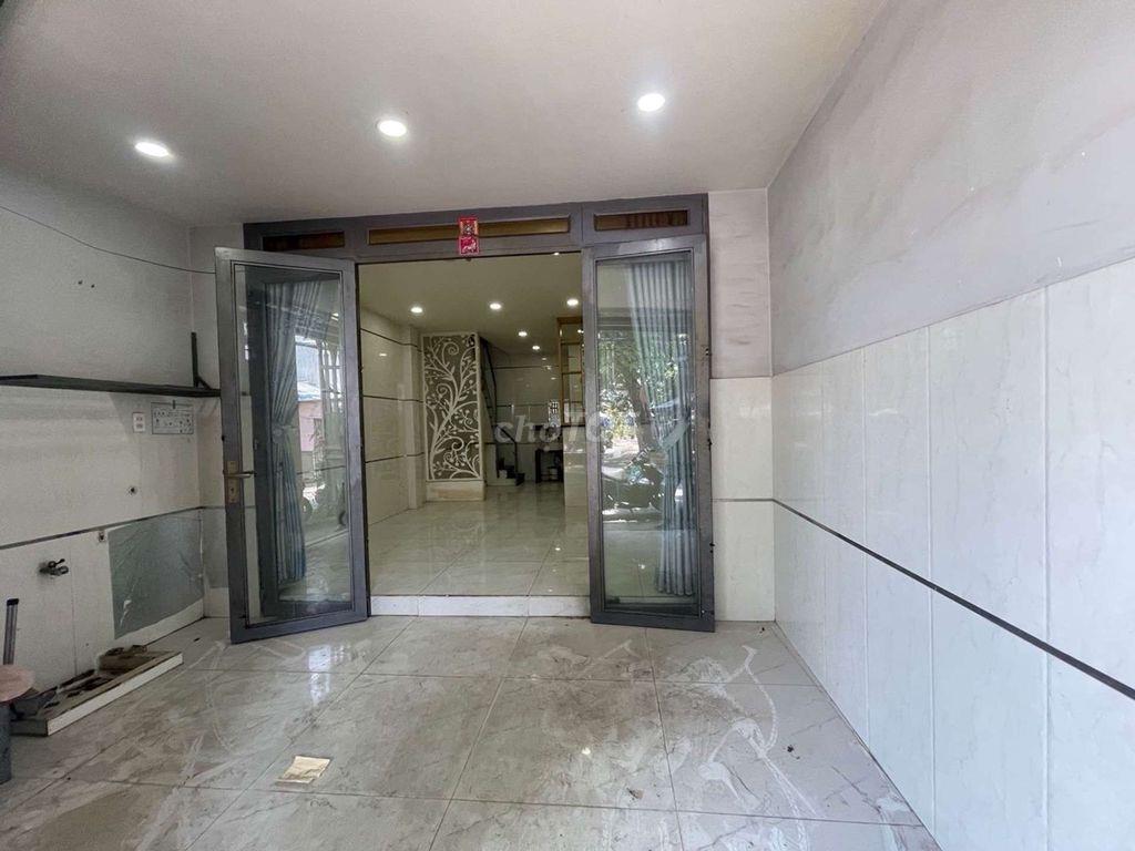 BÁN NHÀ 2 TẦNG - 2 MẶT TIỀN - ĐƯỜNG 6M - DT 45M2 - 2PN - HƠN 2 TỶ