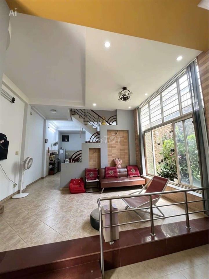 CHỦ GẤP BÁN HẠ 500 - TRẦN HỮU TRANG - PHÚ NHUẬN -5,6X15M - GIÁ 20.5 TY