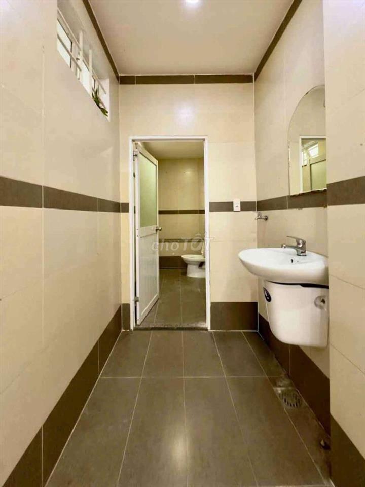 GIẢM GẦN 2 TỶ - MT NGUYỄN ĐÌNH CHÍNH - PHÚ NHUẬN 4,8X22M - 23 TỶ