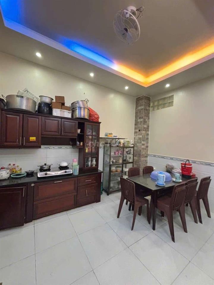 NHÀ BÌNH TÂN -LIÊN KHU 4-5  DT 100M2 - HẺM XE TẢI - 3 TẦNG - GIÁ 6,7TY