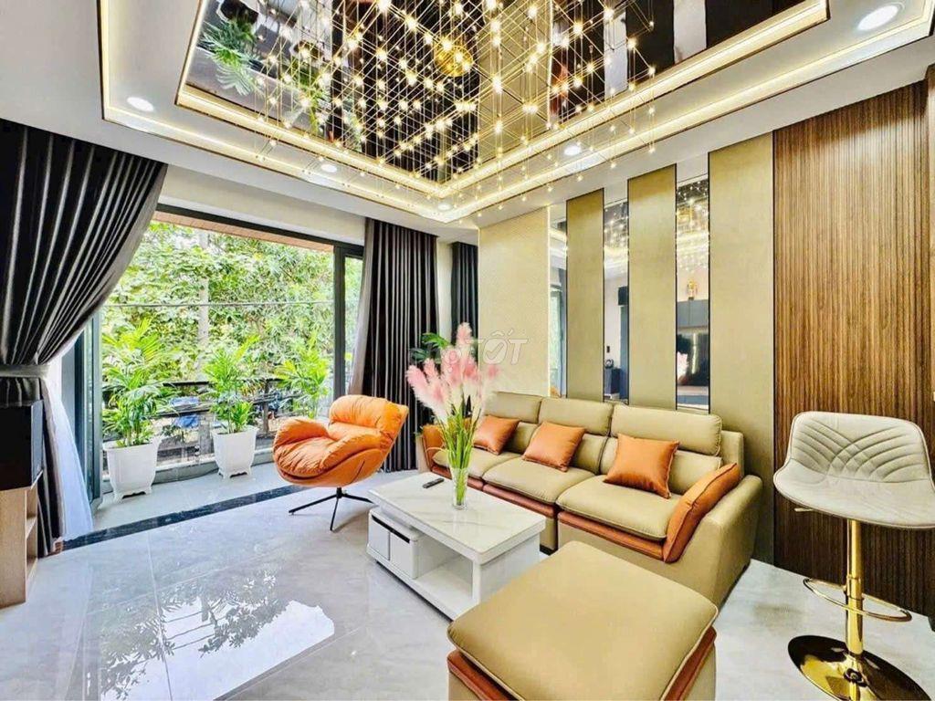 MẶT TIỀN TÂN SƠN GÒ VẤP  GẦN SÂN GOLF 6 TẦNG THANG MÁY FULL NỘI THẤT 