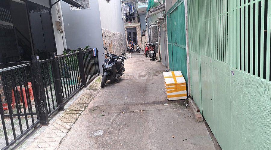 Bán nhà HXH đỗ cửa Thống Nhất, P10, Gò Vấp, 56m². 2 tầng, ngang 7.5m