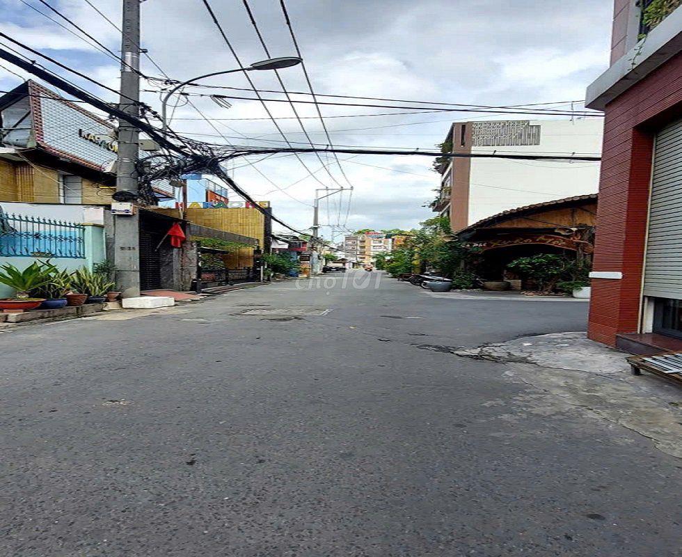 Nhà MT KD ngay Nguyễn Ảnh Thủ, P. Trung Mỹ Tây, TP HCM, 138m2, 5 tầng