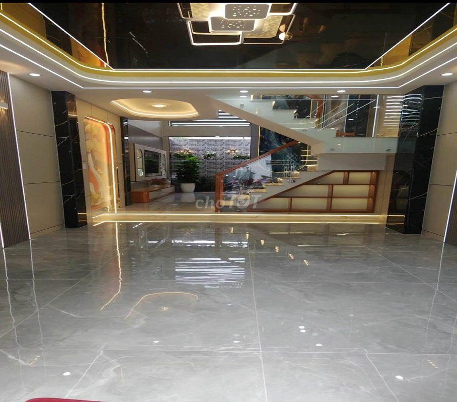 Bán nhà HXH Tân Thới Nhất 05, ĐHT, HCM, 54m2, 5 tầng, tặng nội thất