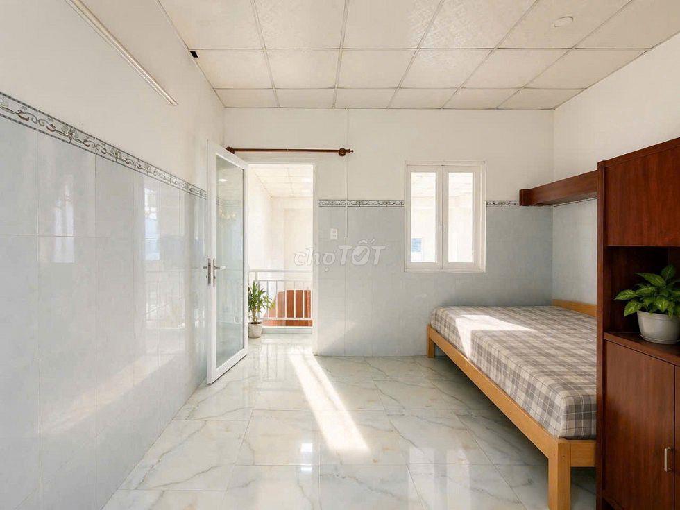 Bán nhà HXH Bến Bình Đông, P. Phú Định. Tp HCM, 115m2, 2 tầng, giá rẻ