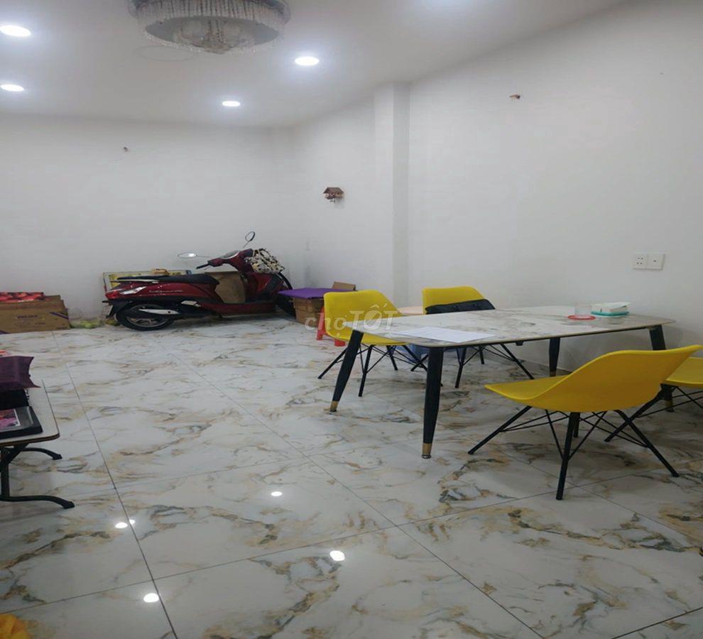 Bán nhà HXH VF3, đường Nguyễn Kiệm, P. Đức Nhuận, TPHCM, 84m2, 4 tầng