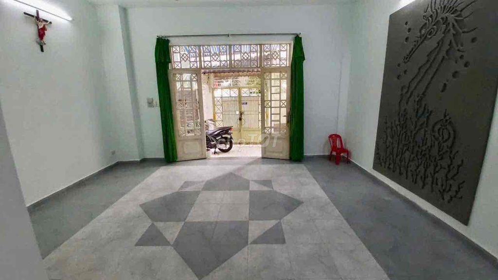 Lê Quang Định, Bình Thạnh, 76m2 ngang 6m, 3Tầng, 5 PN