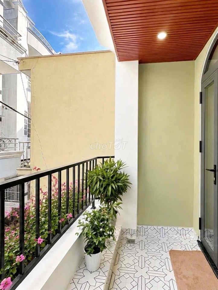 LÊN SÓNG NHÀ ĐẸP 3 TẦNG BTCT - CÁCH HẺM XE TẢI 10M - 40m2, 3T, 4PN